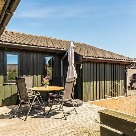 Thorid - 200m From The Sea By Interhome Saltum