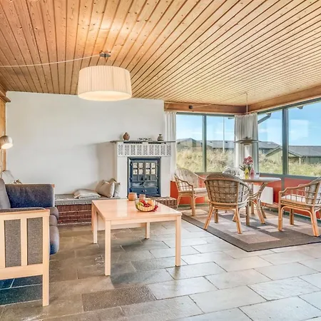Thorid - 200m From The Sea By Interhome *